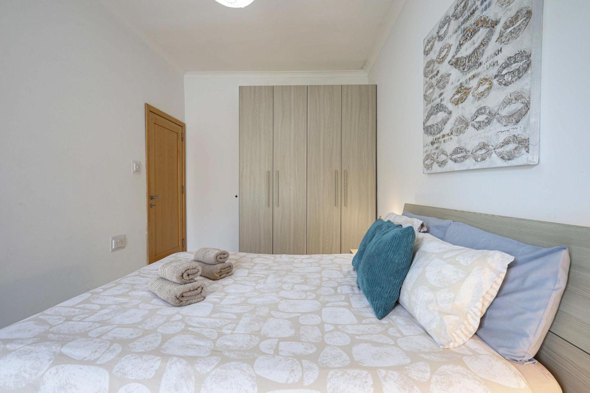 Modern 3Br Stylish & Spacious Apartment - Close To Sliema Promenade Gzira Exterior foto