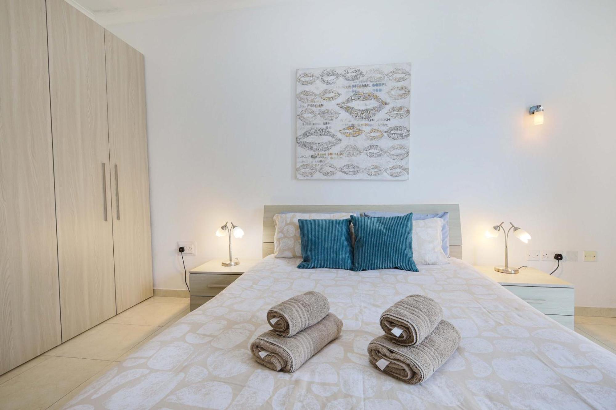 Modern 3Br Stylish & Spacious Apartment - Close To Sliema Promenade Gzira Exterior foto